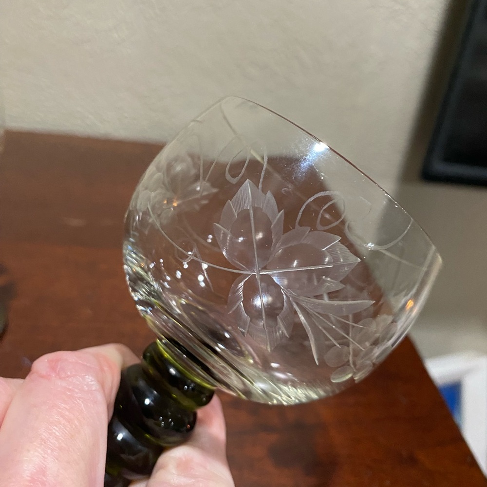 Vintage, Set of 3, Austrian Roemer Crystal Cordial Wine Glasses - Picture 3 of 6